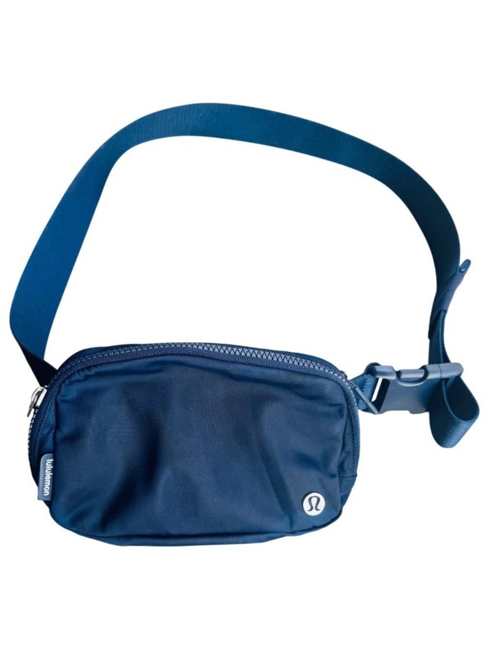 Lululemon Bag Women's Everywhere Navy Nylon Inner Pocket Zip Adjustable Belt.